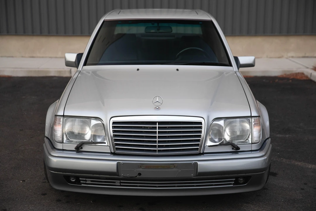 1993 Mercedes-Benz W124 E-Class - Image 2 of 31