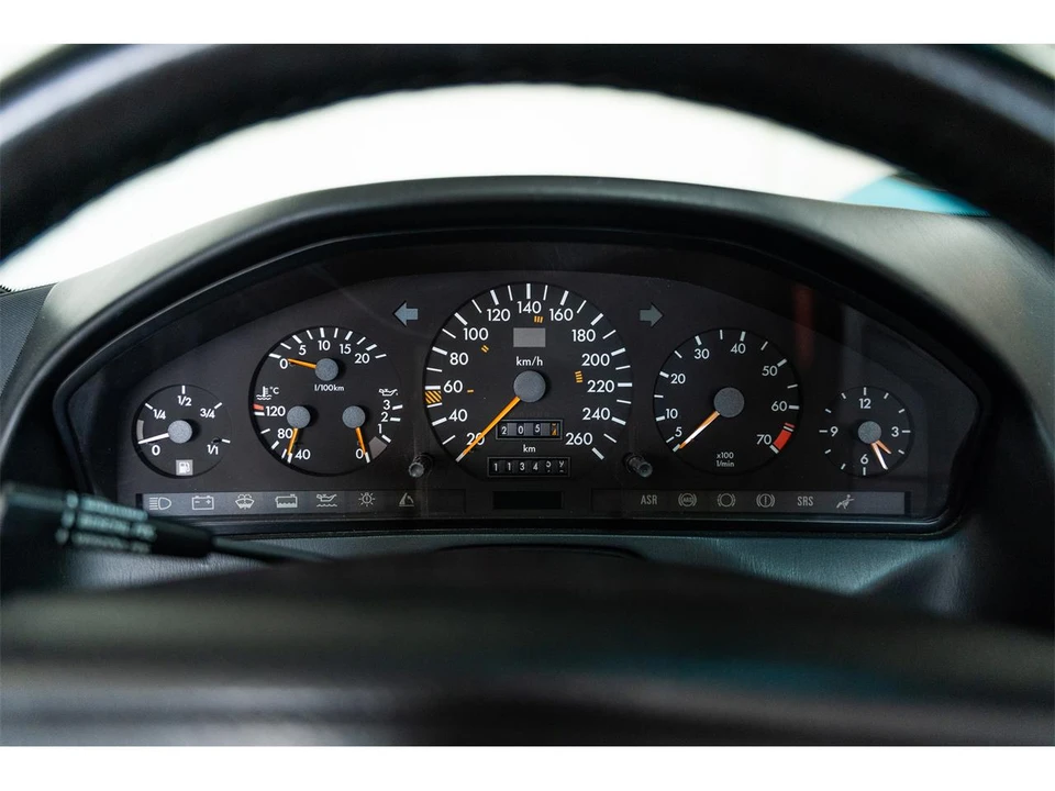 1993 Mercedes-Benz R129 SL-Class - Image 13 of 31