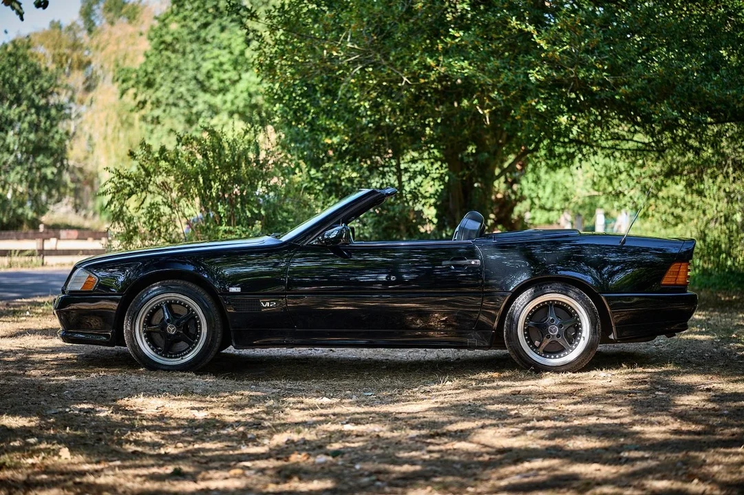 1993 Mercedes-Benz R129 SL-Class - Image 8 of 30