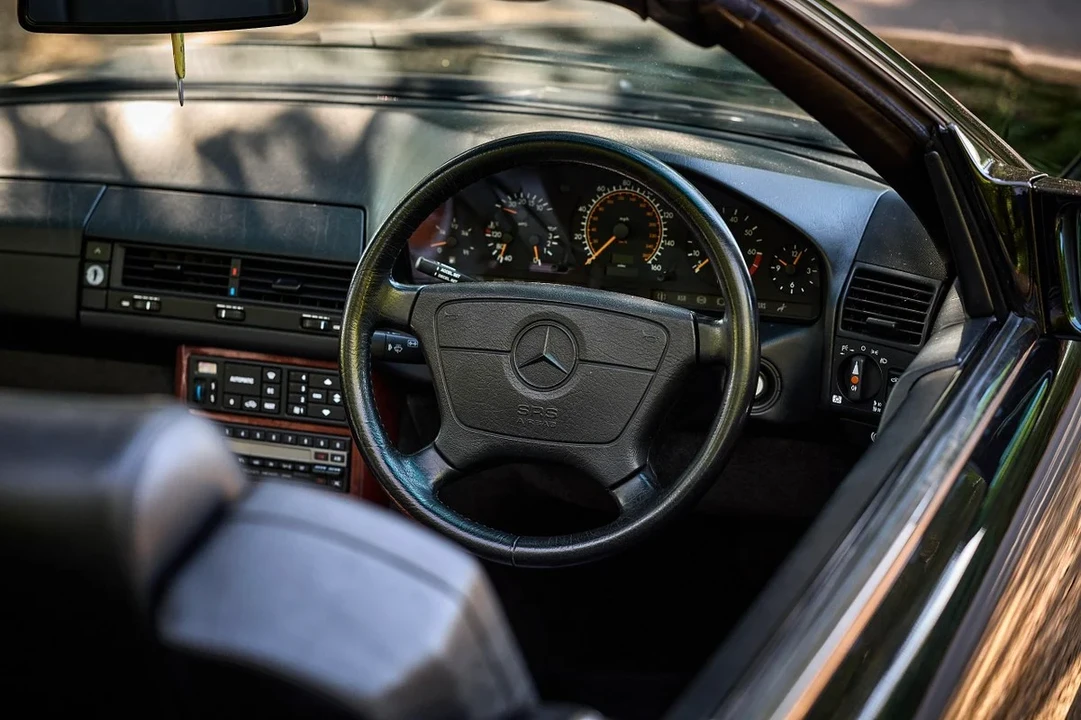 1993 Mercedes-Benz R129 SL-Class - Image 5 of 30