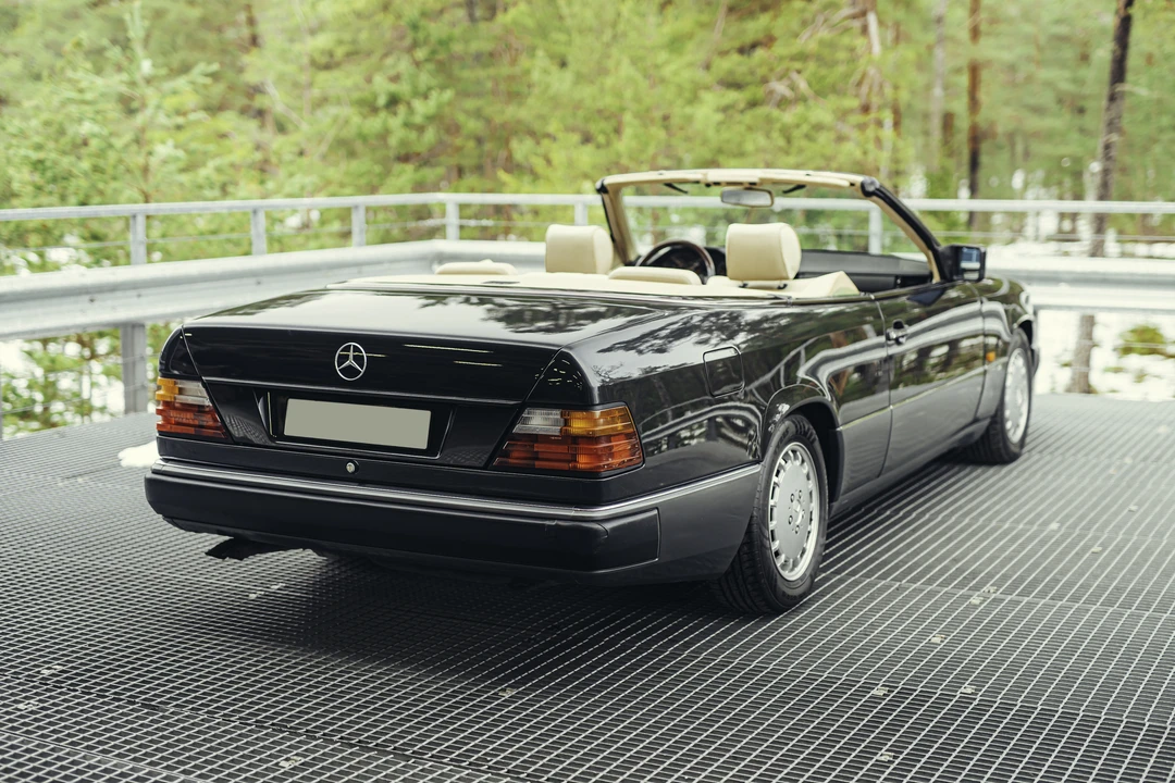 1993 Mercedes-Benz W124 E-Class - Image 5 of 31
