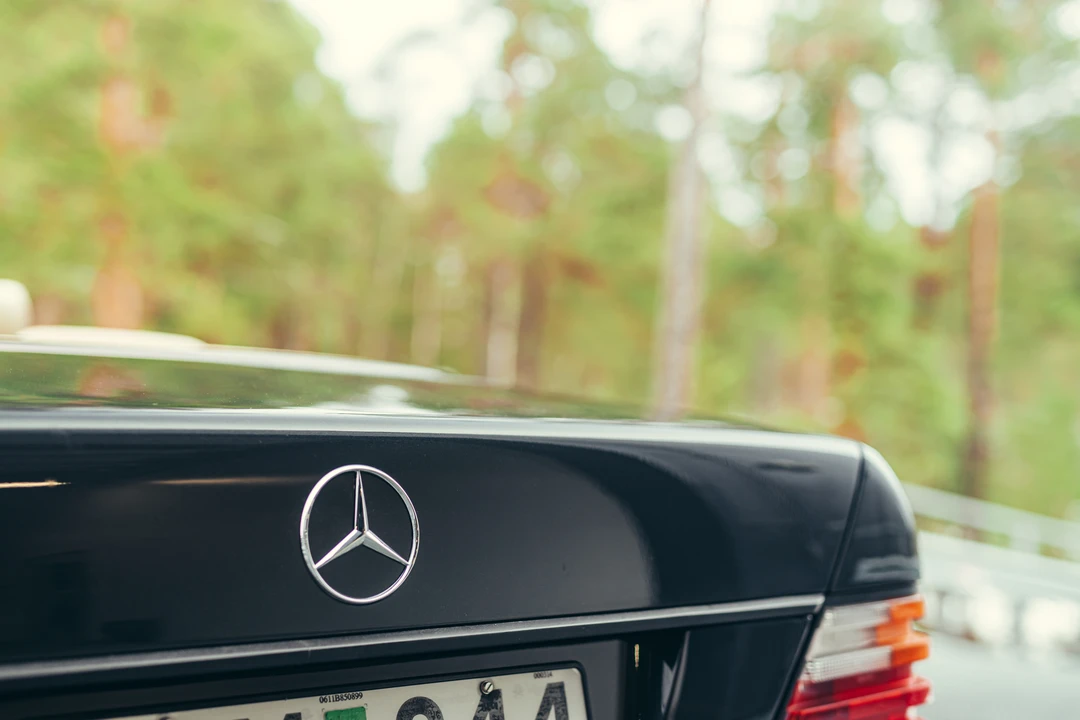 1993 Mercedes-Benz W124 E-Class - Image 23 of 31