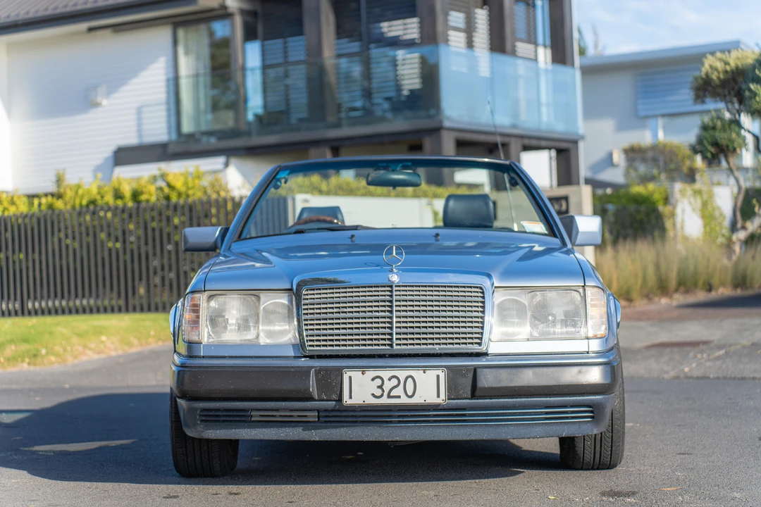 1993 Mercedes-Benz W124 E-Class - Image 2 of 31