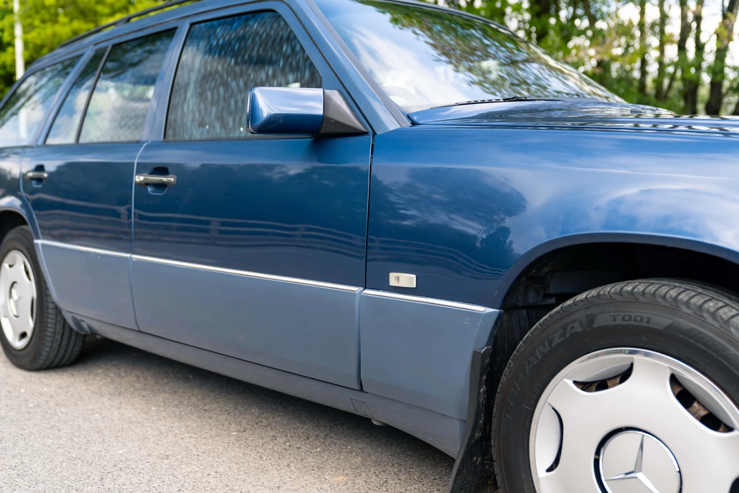 1993 Mercedes-Benz W124 E-Class - Image 30 of 31