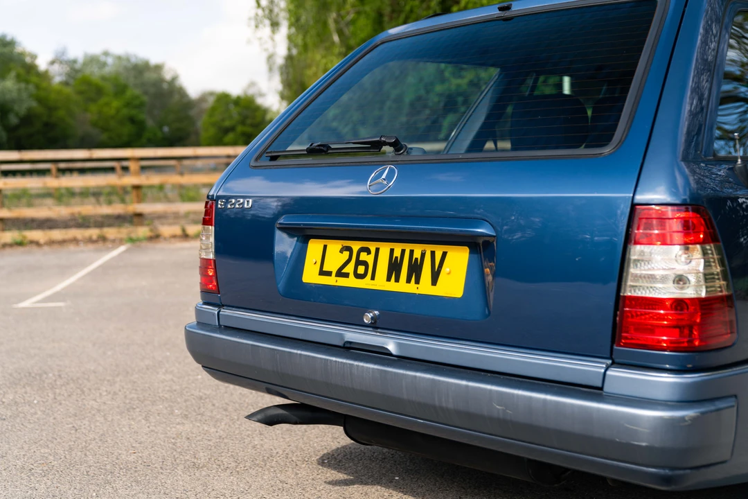 1993 Mercedes-Benz W124 E-Class - Image 21 of 31