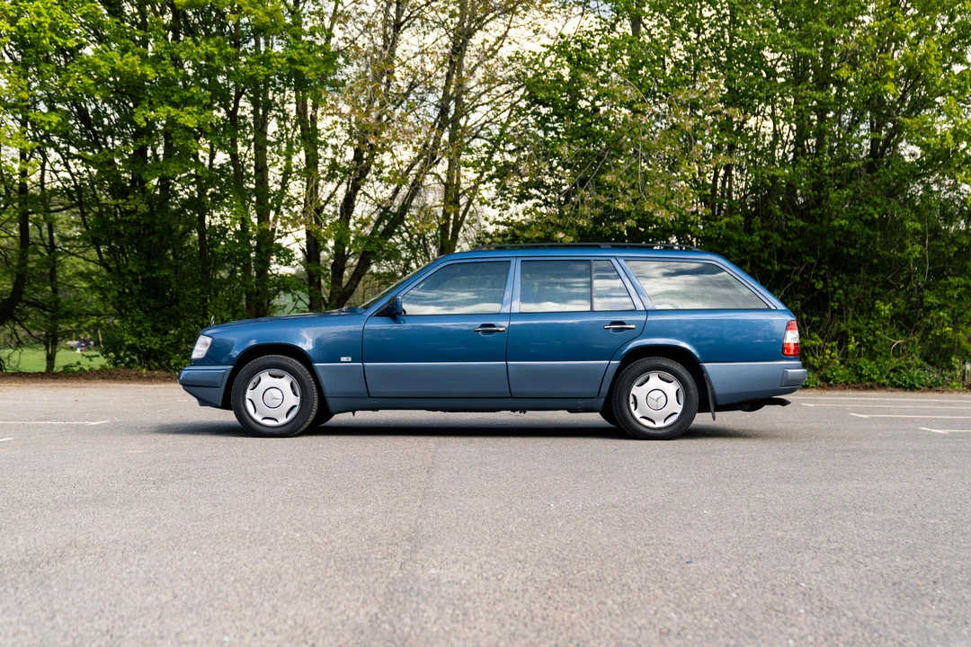 1993 Mercedes-Benz W124 E-Class - Image 3 of 31