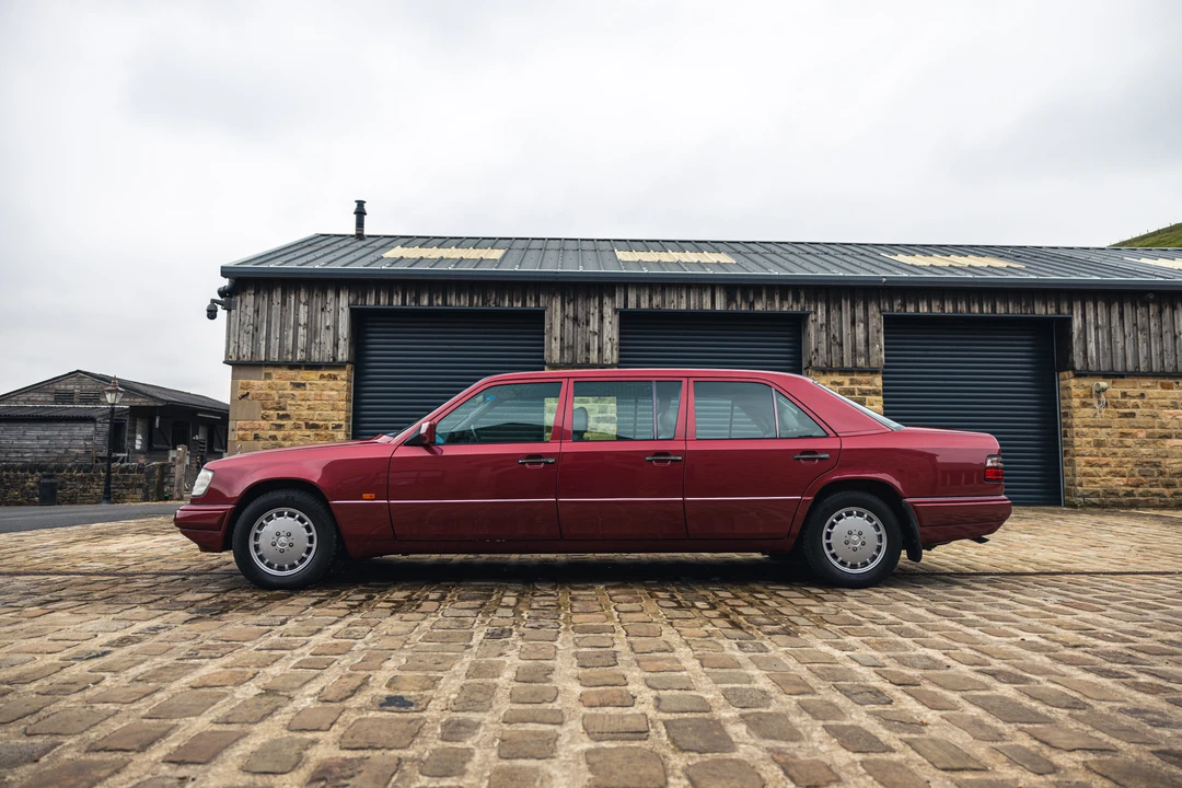 1993 Mercedes-Benz W124 E-Class - Image 18 of 31