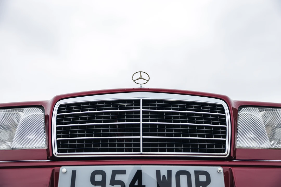 1993 Mercedes-Benz W124 E-Class - Image 29 of 31