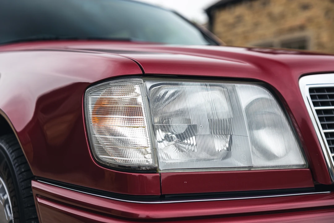 1993 Mercedes-Benz W124 E-Class - Image 31 of 31