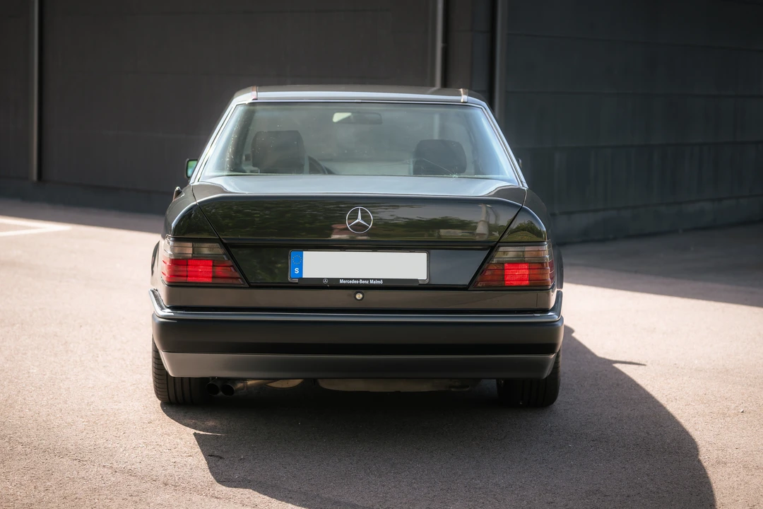 1993 Mercedes-Benz W124 E-Class - Image 7 of 31