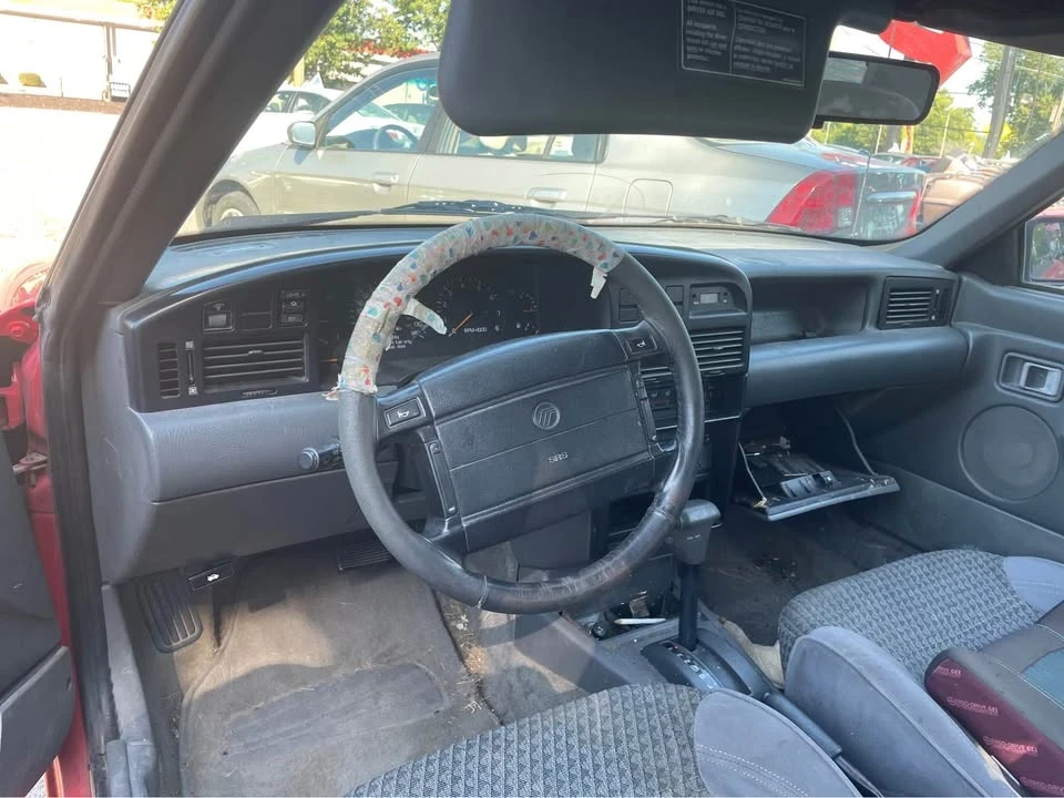 1993 Mercury Capri - Image 5 of 8