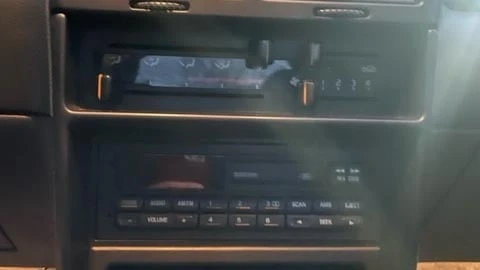 1993 Mercury Capri - Image 10 of 17