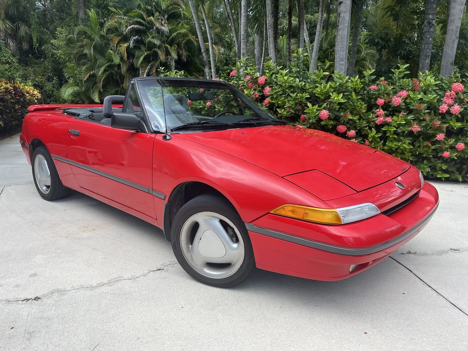1993 Mercury Capri - Image 4 of 31