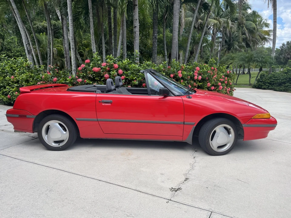 1993 Mercury Capri - Image 5 of 31