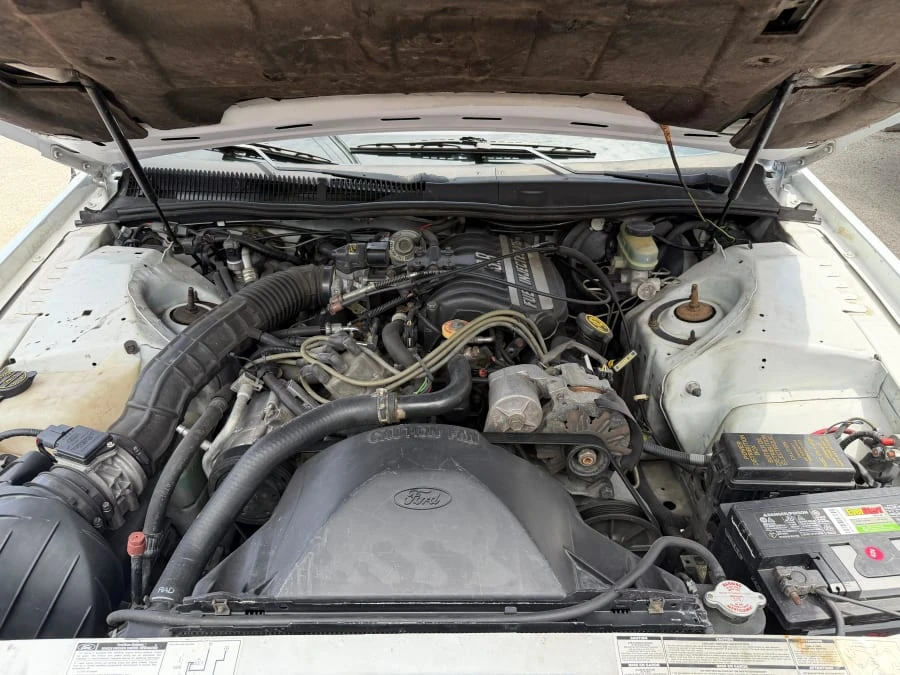 1993 Mercury Cougar 4th+ Gen - Image 16 of 17
