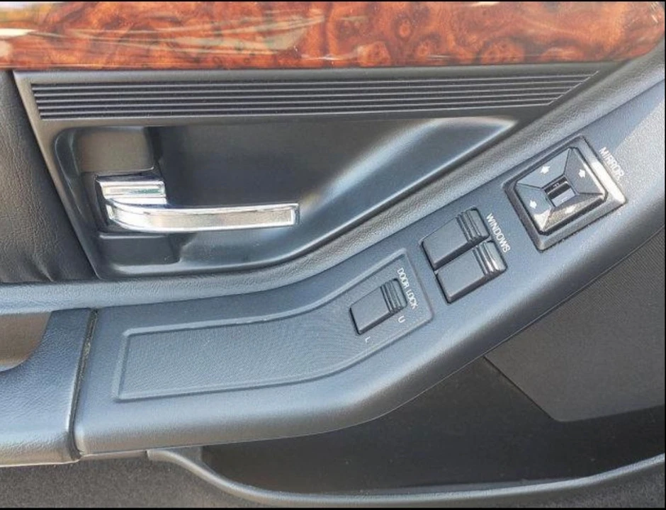 1993 Mercury Cougar 4th+ Gen - Image 6 of 31
