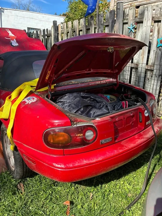 1993 Mazda NA MX-5 Miata - Image 8 of 9