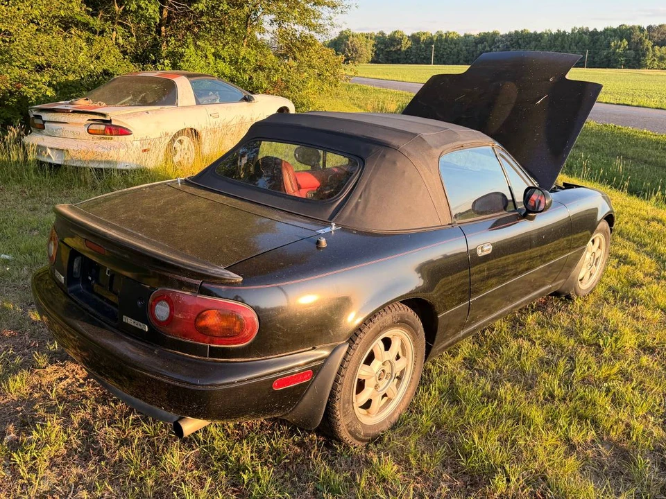 1993 Mazda NA MX-5 Miata - Image 4 of 8