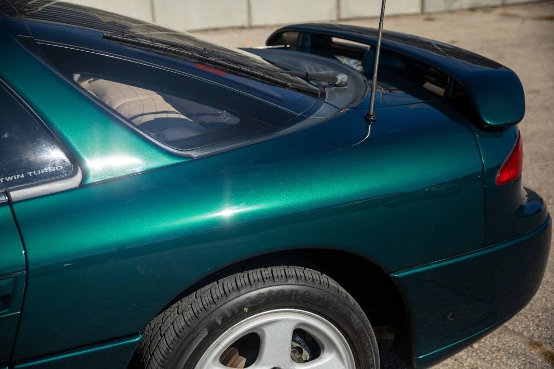 1993 Mitsubishi 3000GT Series 1 - Image 8 of 21
