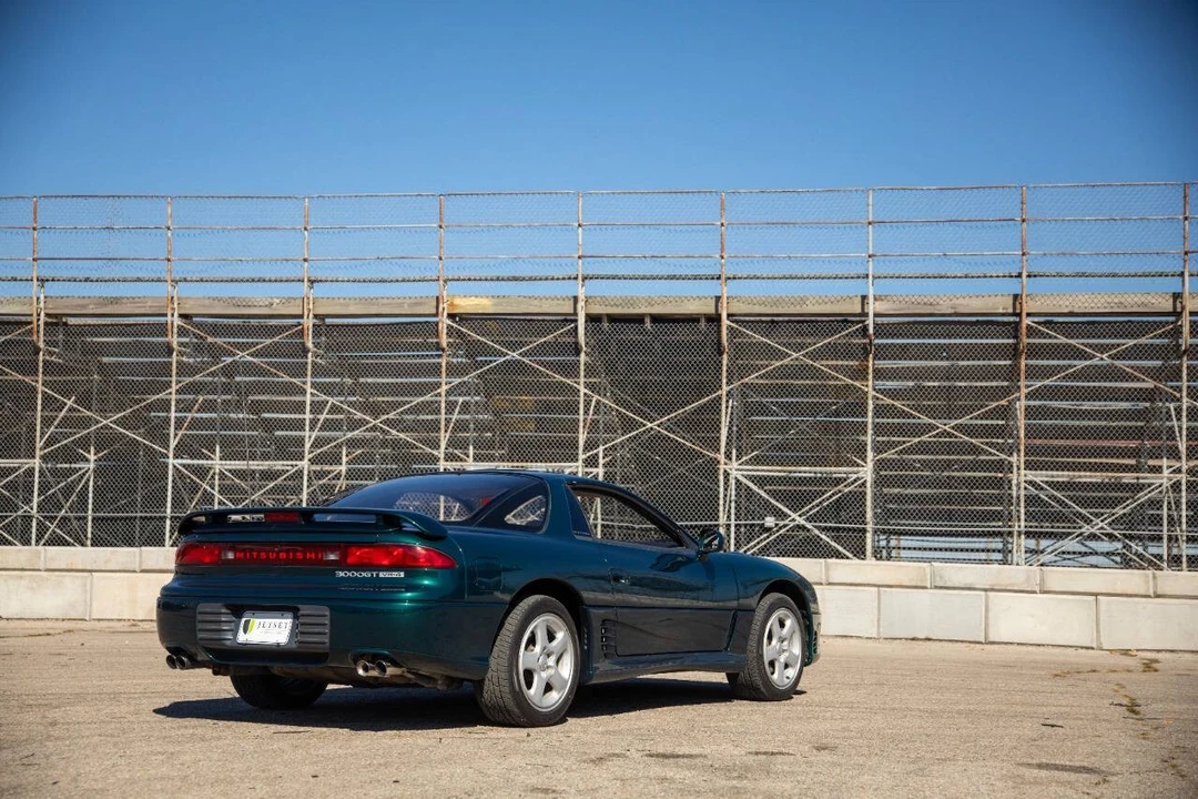 1993 Mitsubishi 3000GT Series 1 - Image 10 of 21