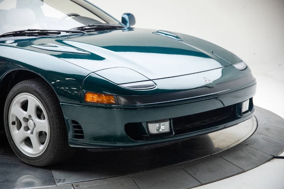 1993 Mitsubishi 3000GT Series 1 - Image 18 of 21