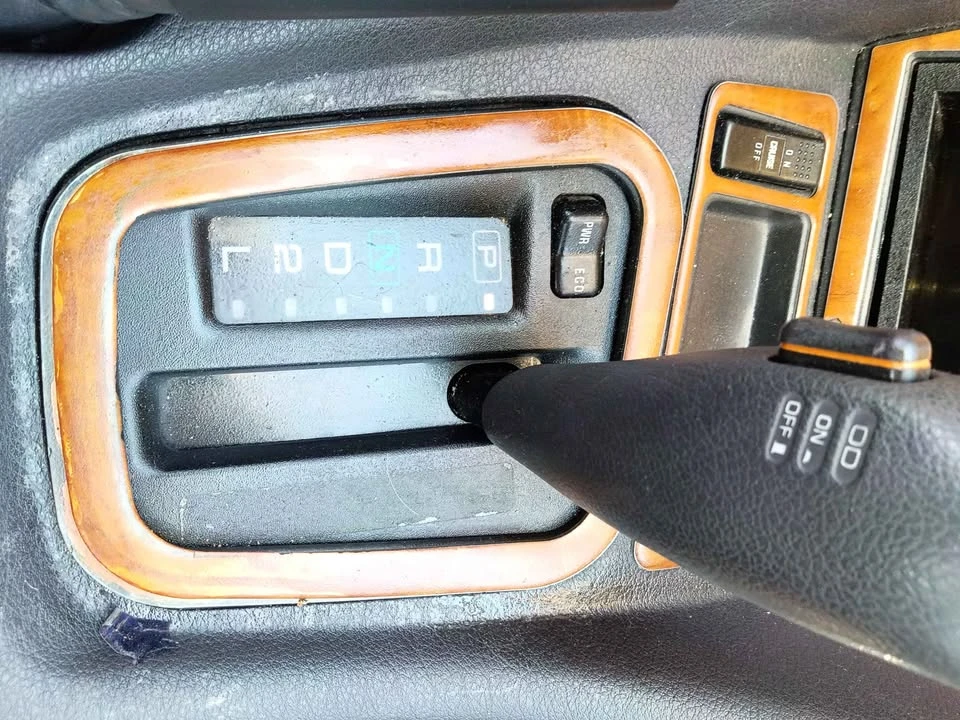1993 Mitsubishi 3000GT Series 1 - Image 12 of 15