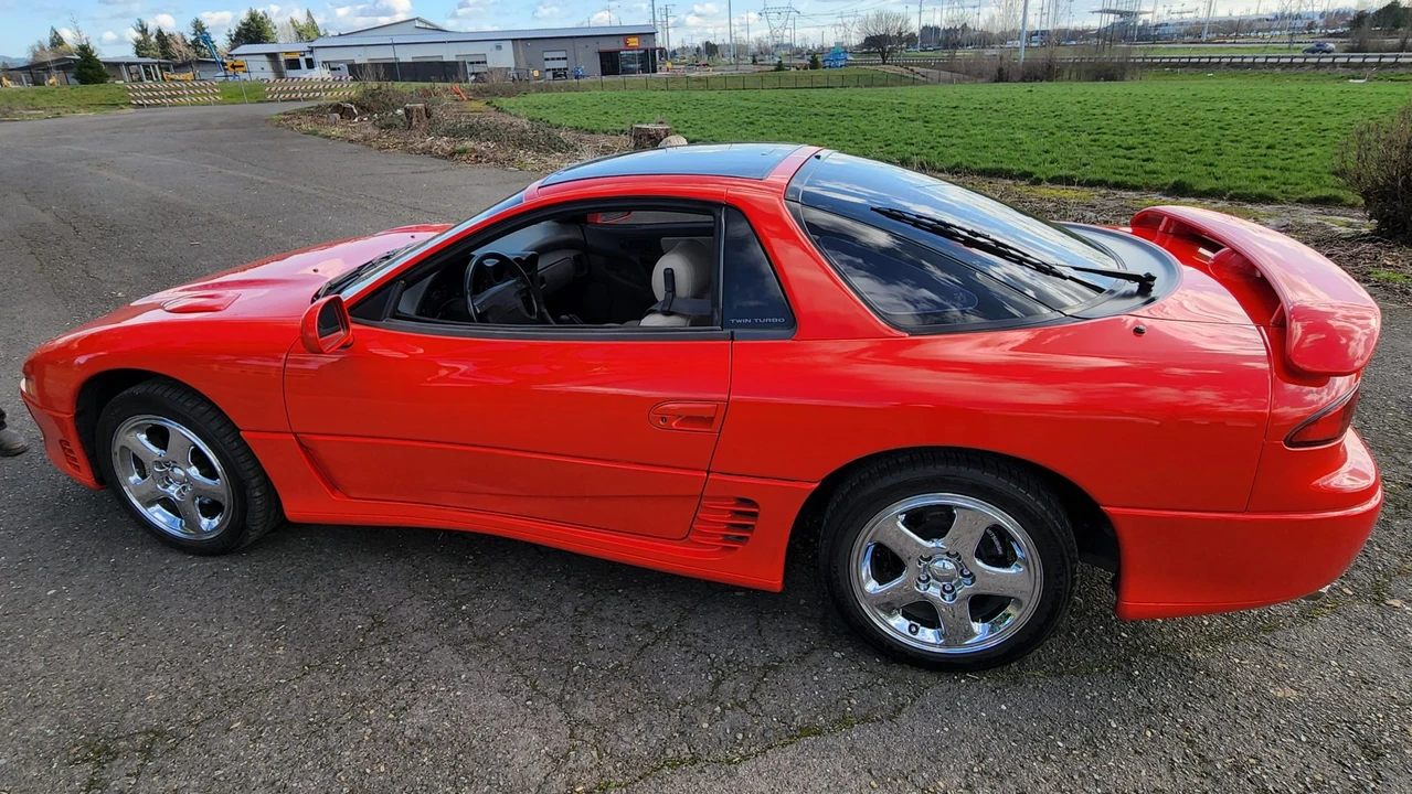 1993 Mitsubishi 3000GT Series 1 - Image 16 of 31