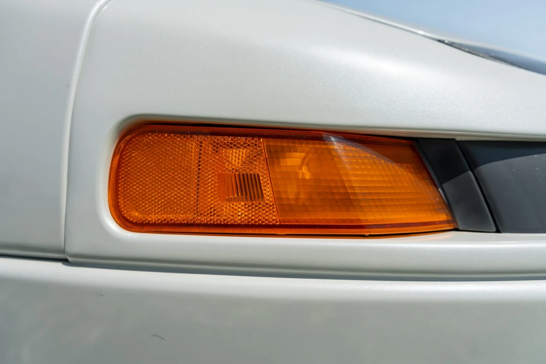 1993 Mitsubishi 3000GT Series 1 - Image 29 of 31
