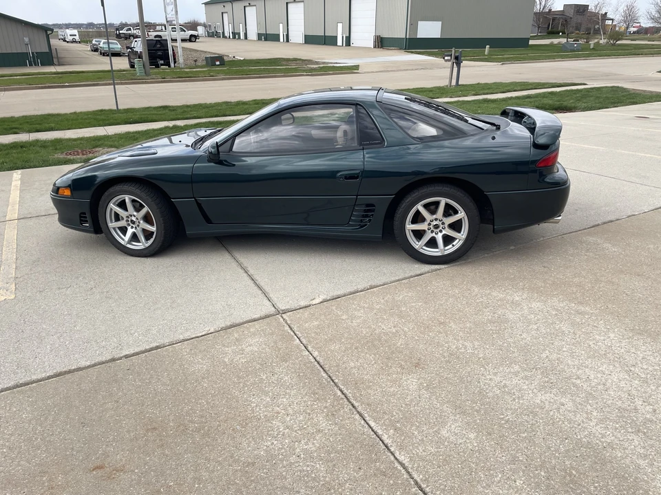 1993 Mitsubishi 3000GT Series 1 - Image 3 of 31
