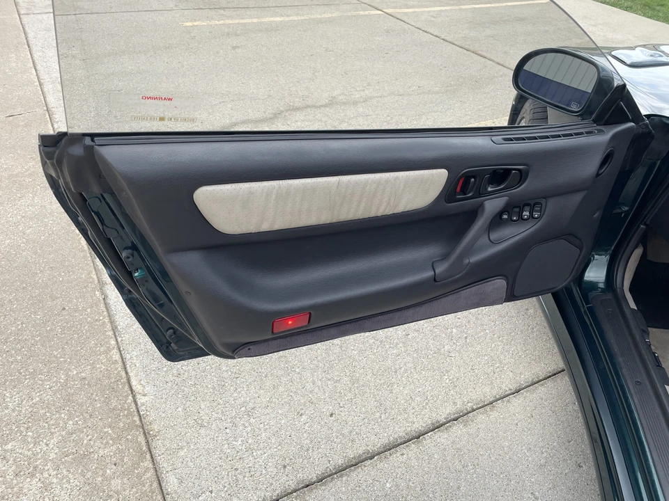 1993 Mitsubishi 3000GT Series 1 - Image 27 of 31