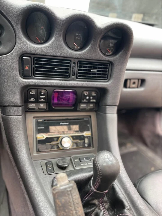 1993 Mitsubishi 3000GT Series 1 - Image 15 of 18