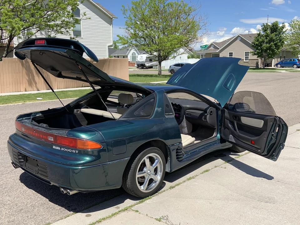 1993 Mitsubishi 3000GT Series 1 - Image 24 of 31