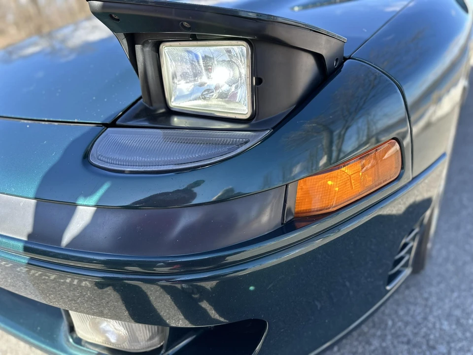 1993 Mitsubishi 3000GT Series 1 - Image 17 of 31