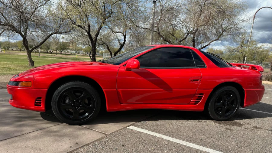 1993 Mitsubishi 3000GT Series 1 - Image 2 of 24