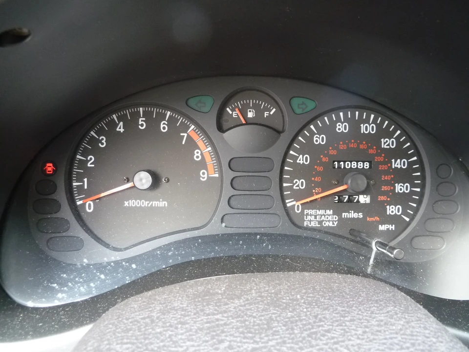 1993 Mitsubishi 3000GT Series 1 - Image 24 of 31