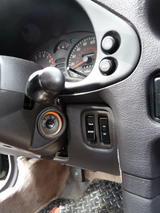 1993 Mitsubishi 3000GT Series 1 - Image 25 of 31