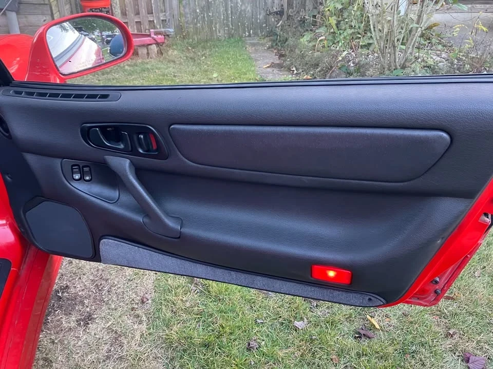 1993 Mitsubishi 3000GT Series 1 - Image 14 of 17
