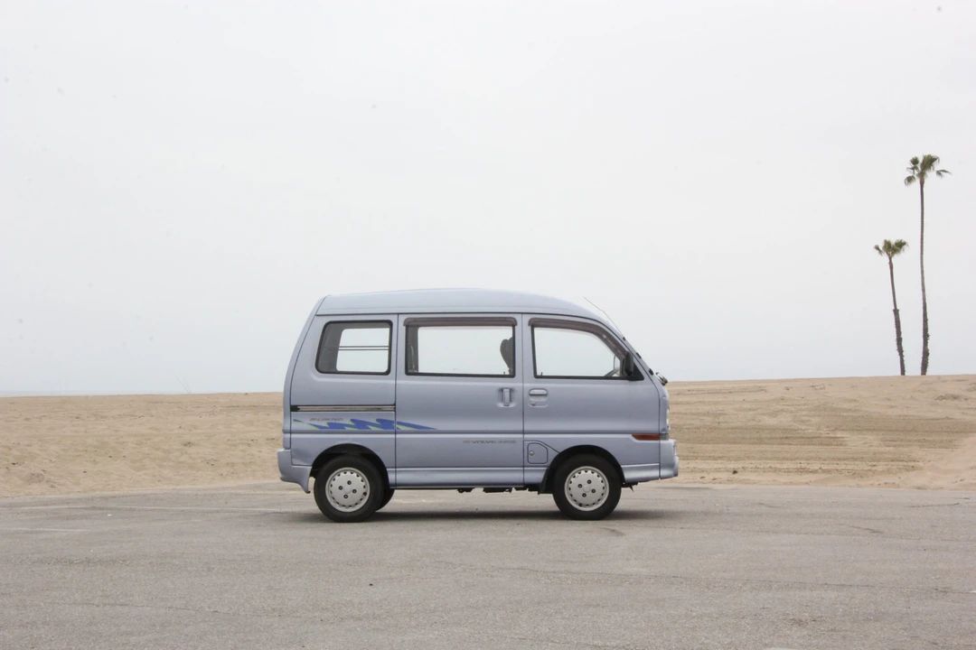 1993 Mitsubishi Minicab 5th Gen - Image 15 of 31