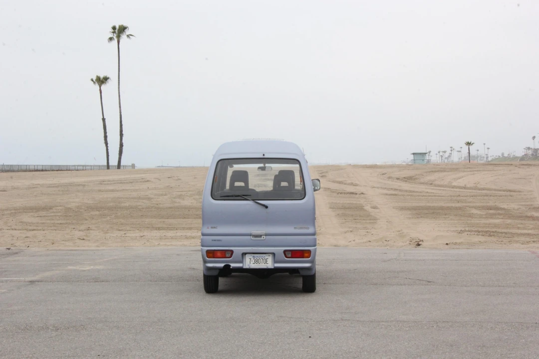 1993 Mitsubishi Minicab 5th Gen - Image 10 of 31