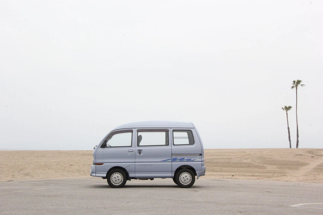 1993 Mitsubishi Minicab 5th Gen - Image 9 of 31
