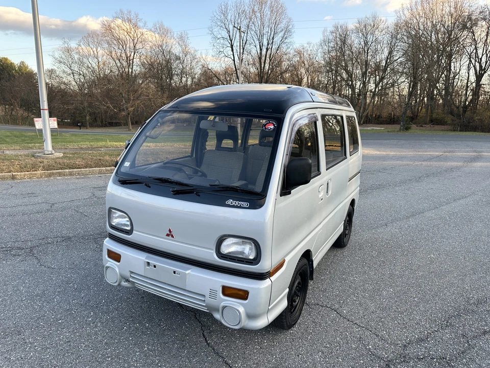 1993 Mitsubishi Minicab 5th Gen - Image 2 of 31