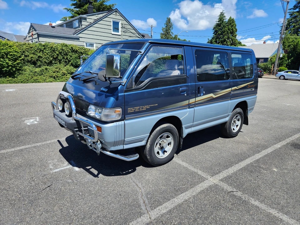 1993 Mitsubishi Delica 2nd Gen - Image 5 of 31