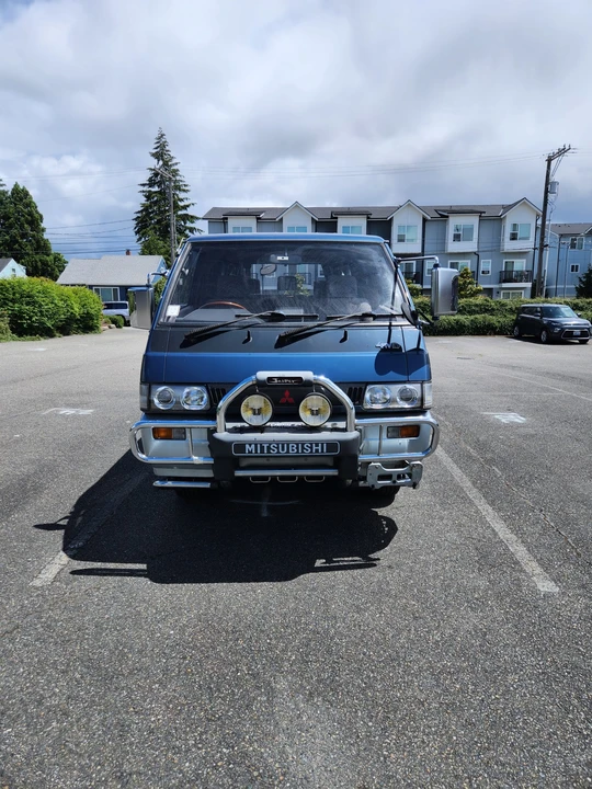 1993 Mitsubishi Delica 2nd Gen - Image 11 of 31