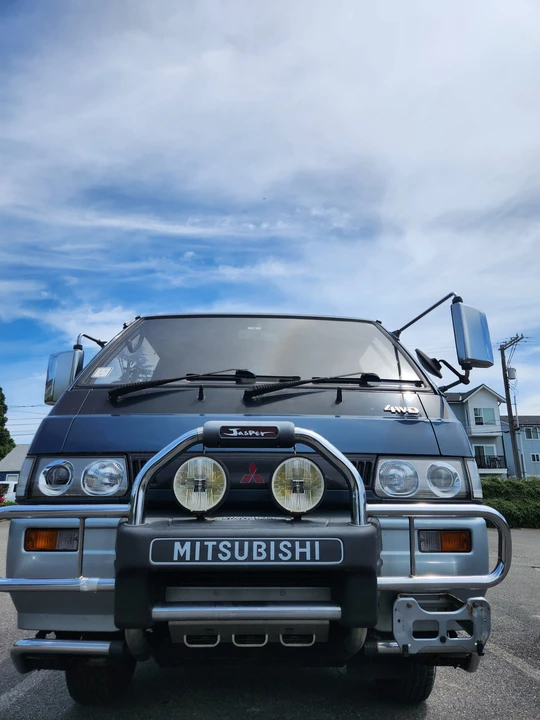 1993 Mitsubishi Delica 2nd Gen - Image 14 of 31