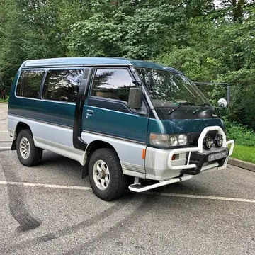 1993 Mitsubishi Delica L300 Star Wagon