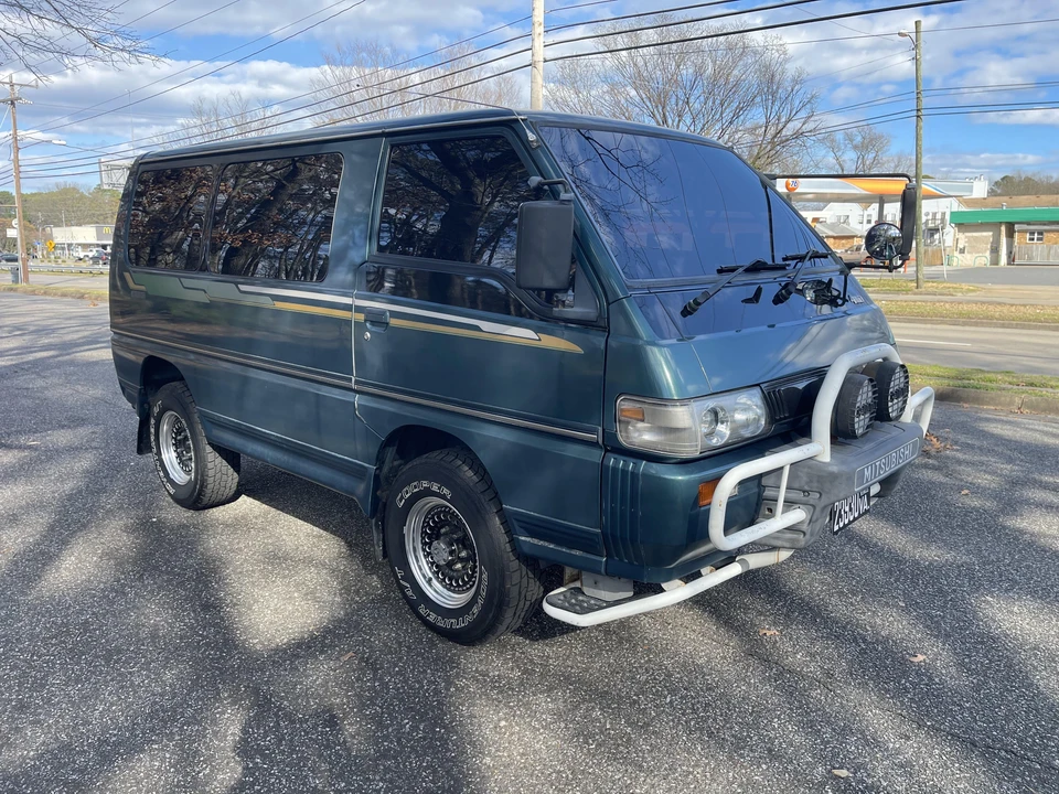 1993 Mitsubishi Delica 2nd Gen - Image 8 of 31