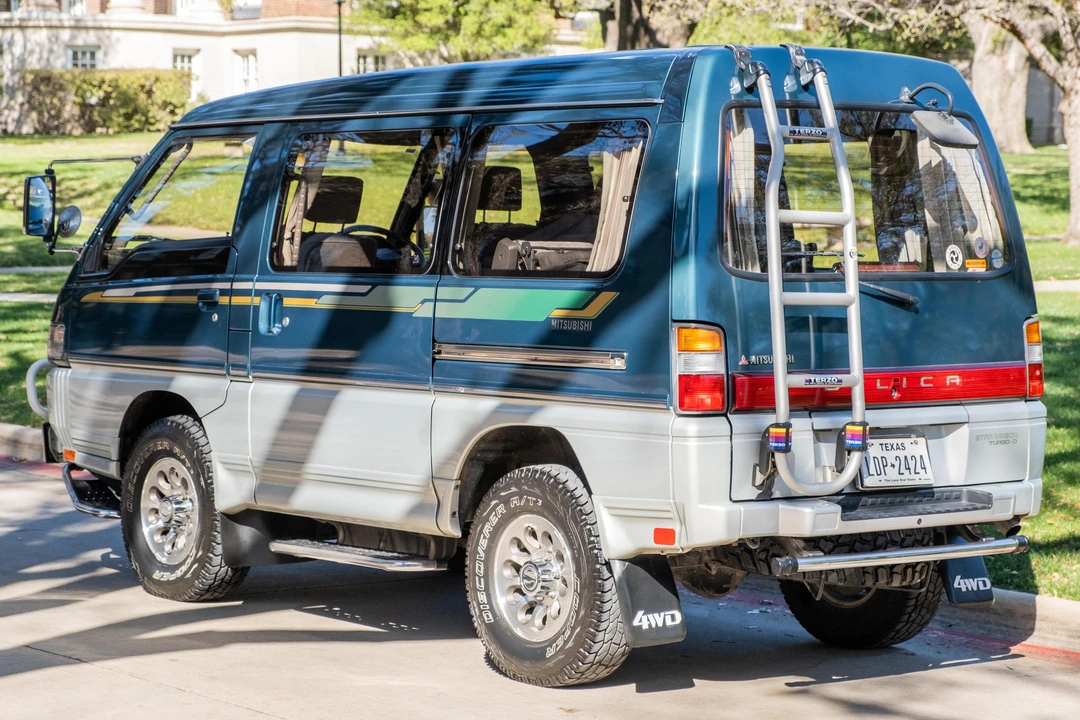 1993 Mitsubishi Delica 2nd Gen - Image 4 of 31