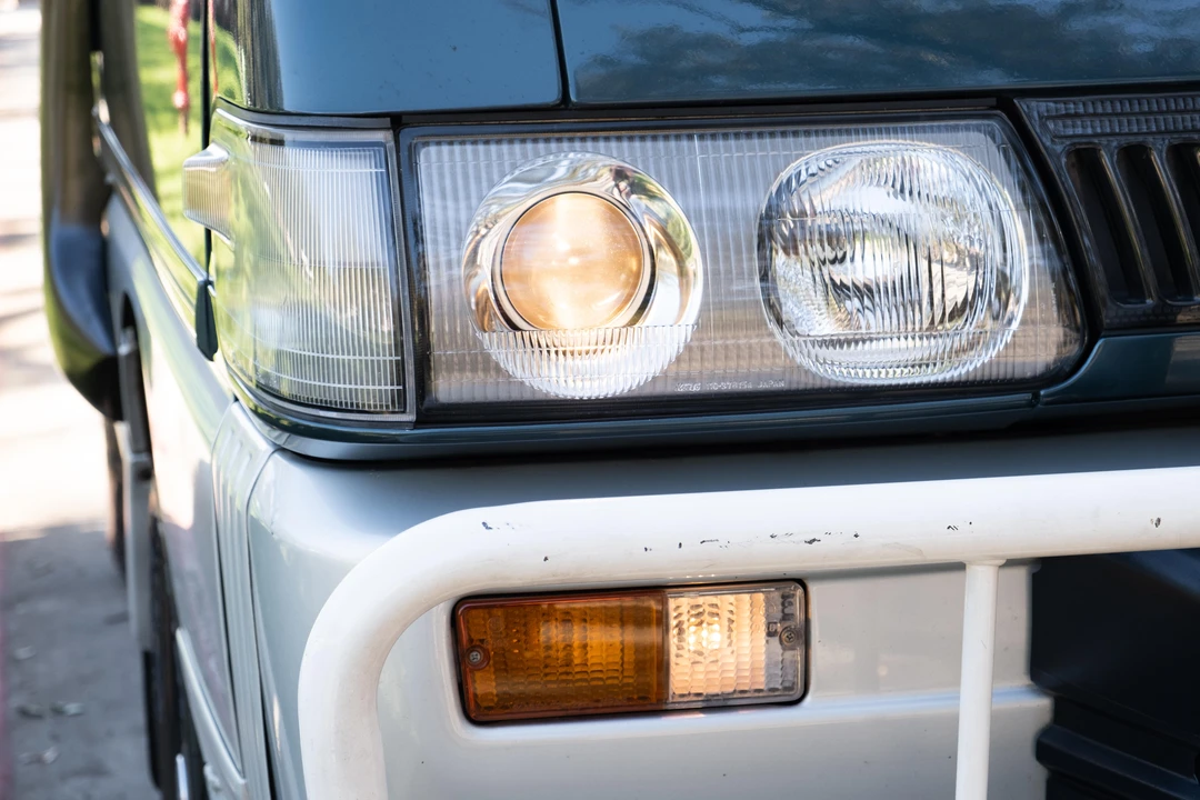 1993 Mitsubishi Delica 2nd Gen - Image 10 of 31