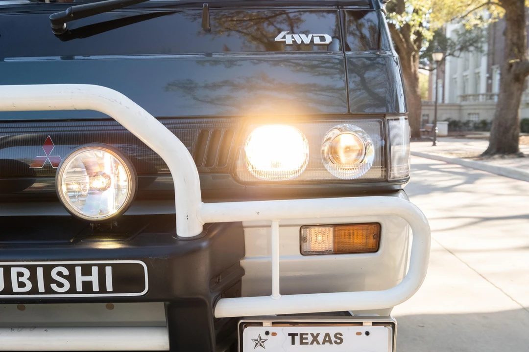 1993 Mitsubishi Delica 2nd Gen - Image 13 of 31
