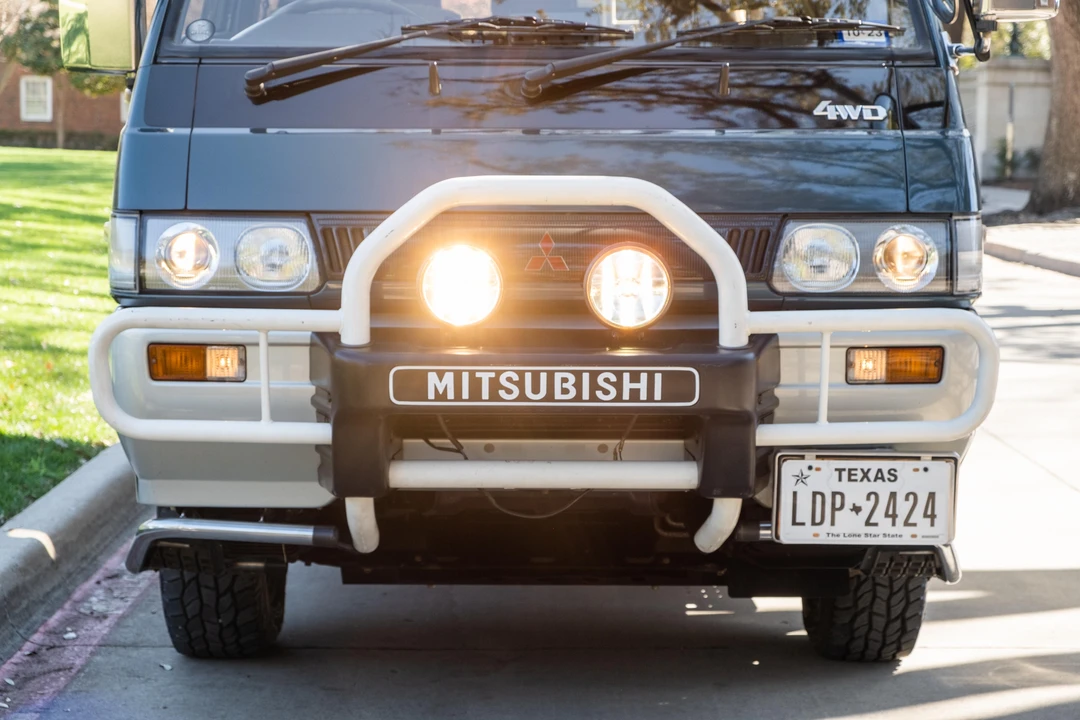 1993 Mitsubishi Delica 2nd Gen - Image 12 of 31